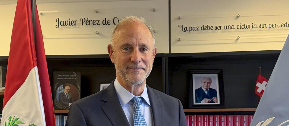 El politólogo y excanciller de Perú, Javier González-Olaechea.