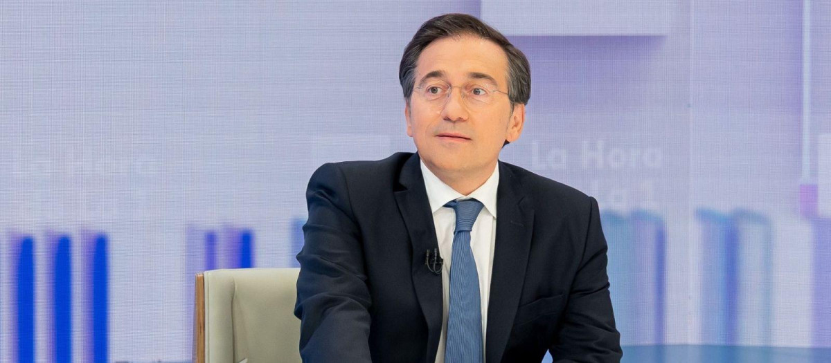 Albares, en una de sus entrevistas en TVE