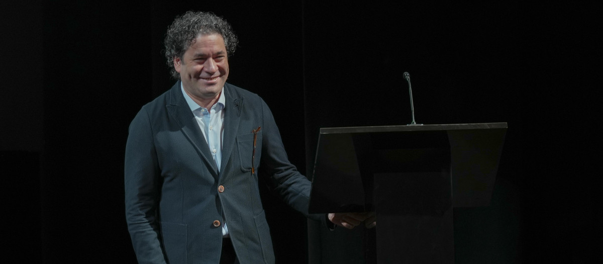 El director de la Filarmónica de Nueva York, Gustavo Dudamel