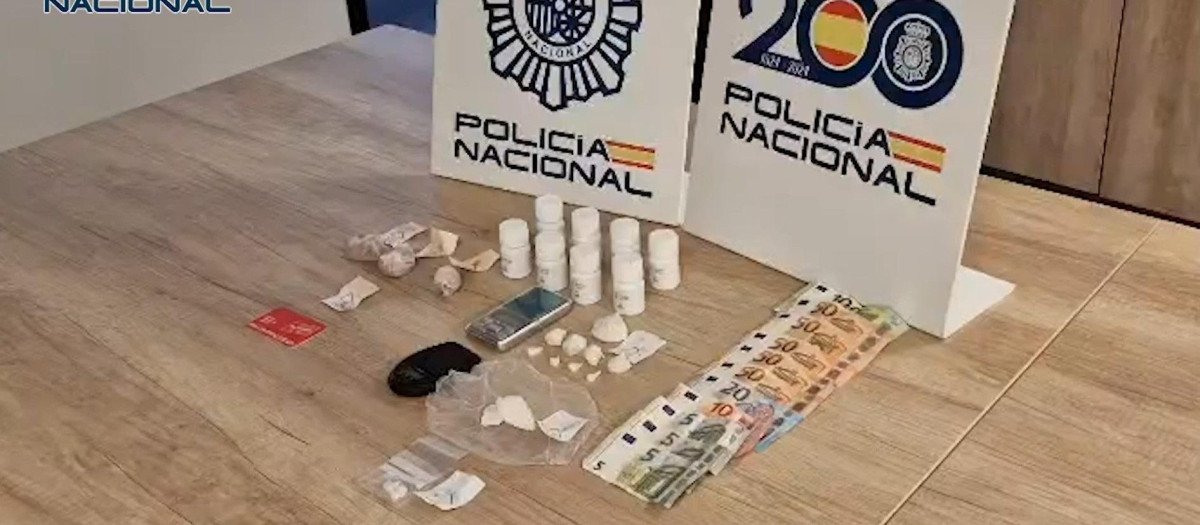 Material incautado en un narcopiso de Carabanchel