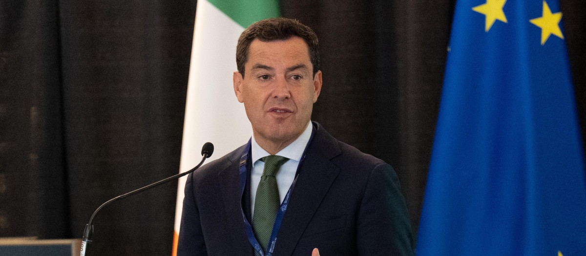 El presidente de la Junta de Andalucía, Juanma Moreno, interviene en la reunión de la Mesa del Comité de las Regiones (CdR) que se celebra en la ciudad de Mullingar, en Irlanda