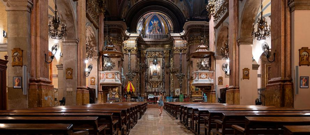 Imagen interior de la Basílica de la Mercè, Barcelona