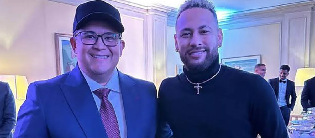 El futbolista Neymar Jr. y su socio Bruno Avelar