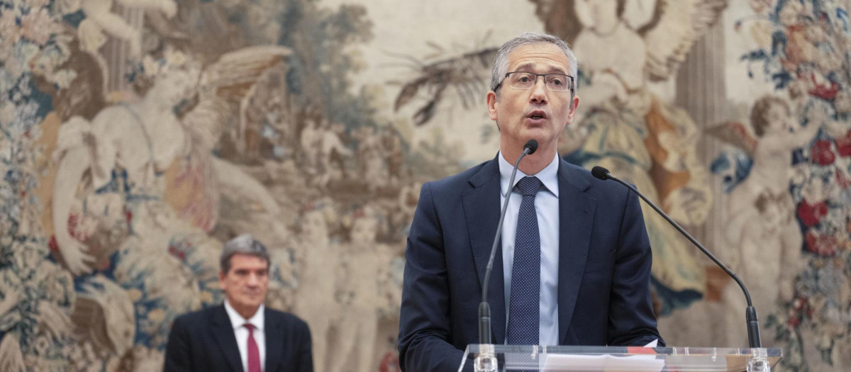 Hernández de Cos, durante a toma de posesión de José Luis Escrivá como gobernador del Banco de España, en septiembre de 2024