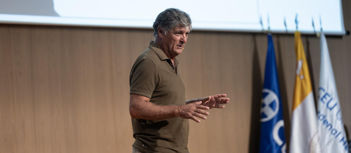 Toni Nadal en el acto inaugural del Plan de Excelencia de la Universidad CEU UCH