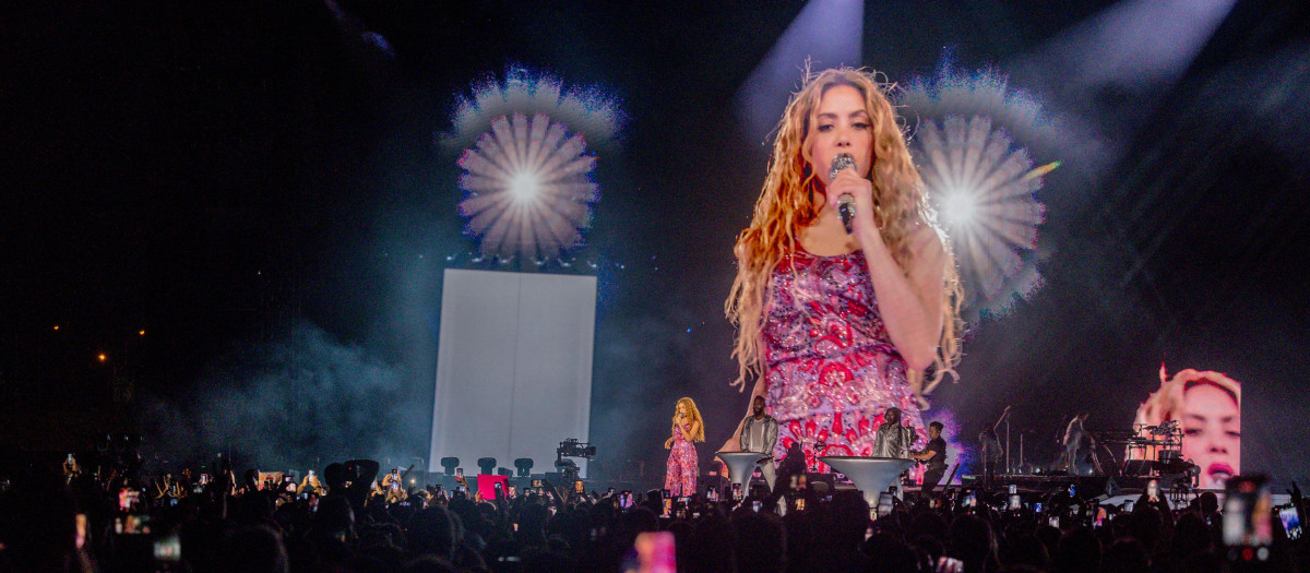 Shakira durante uno de sus conciertos en Madrid