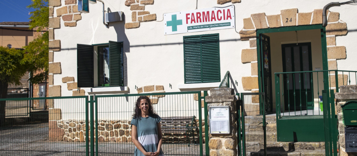 La farmacéutica de Los Rábanos (Soria), María del Mar Sánchez
