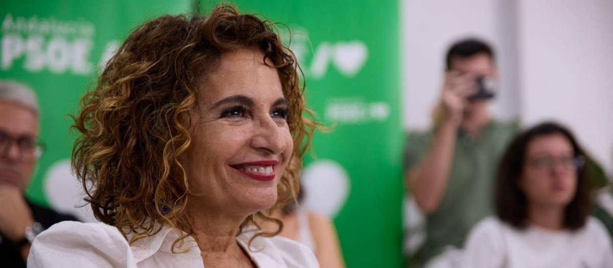 La secretaria general del PSOE-A y portavoz del grupo parlamentario socialista, María Jesús Montero, este sábado

REMITIDA / HANDOUT por PSOE-A
Fotografía remitida a medios de comunicación exclusivamente para ilustrar la noticia a la que hace referencia la imagen, y citando la procedencia de la imagen en la firma
26/9/2026