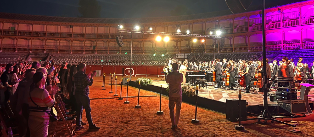 Concierto de la Orquesta Del Real Sitio en la Arena de Aranjuez