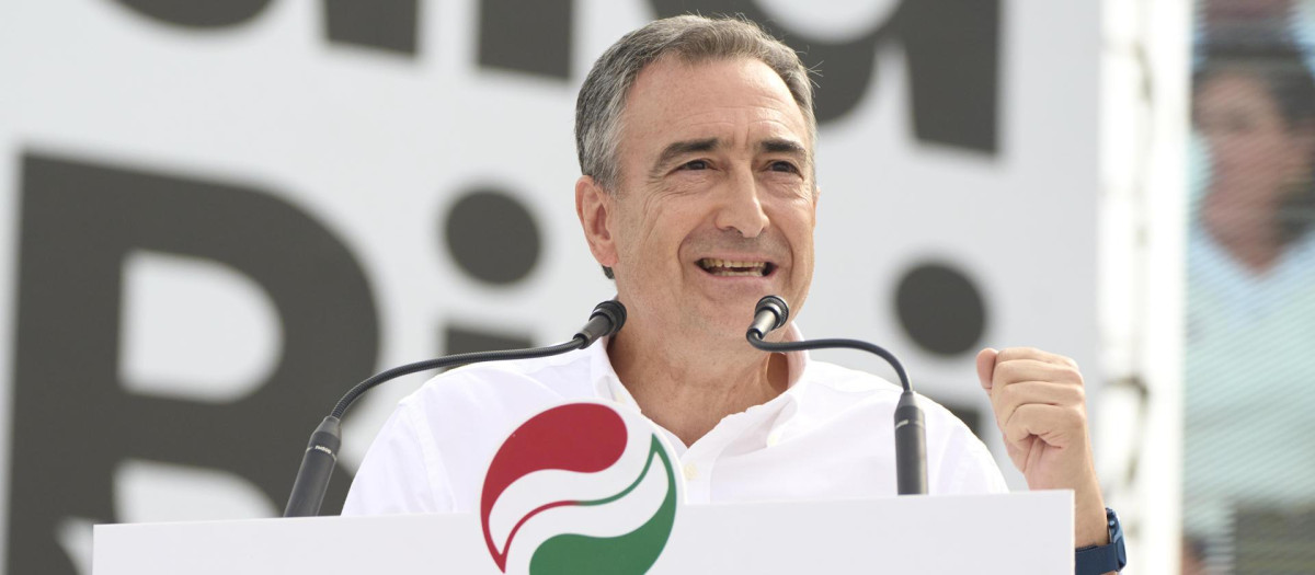 El presidente del PNV, Aitor Esteban, este domingo
