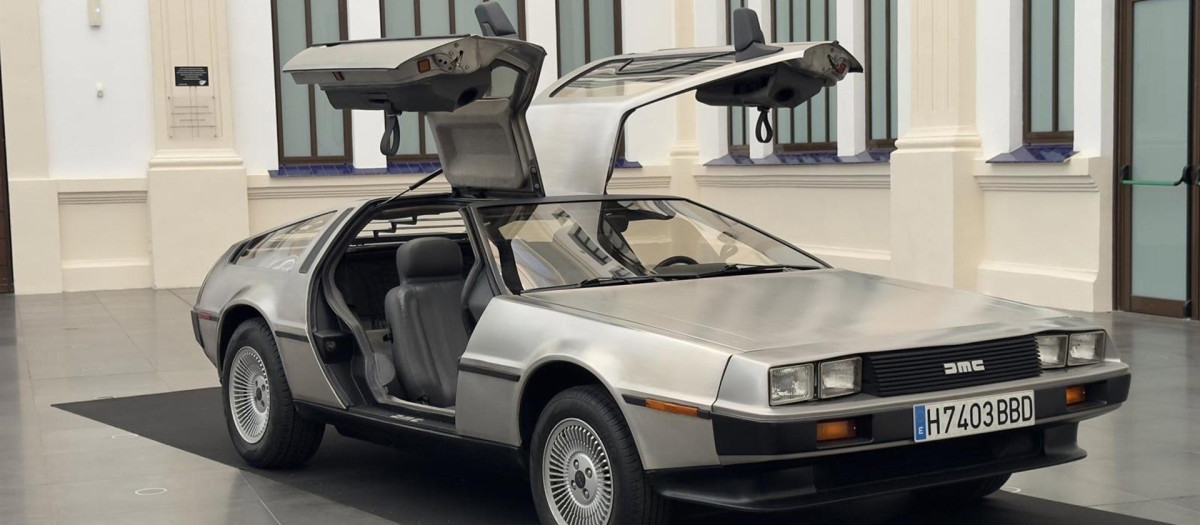 Delorean en el Museo del Automóvil de Málaga
