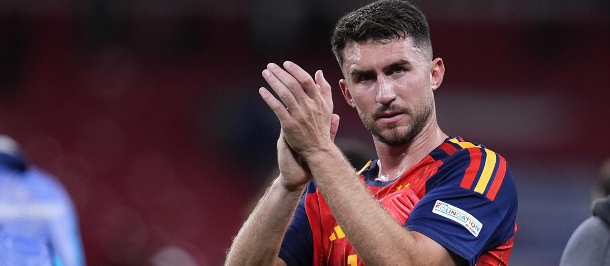 Aymeric Laporte, durante un partido con la selección española
