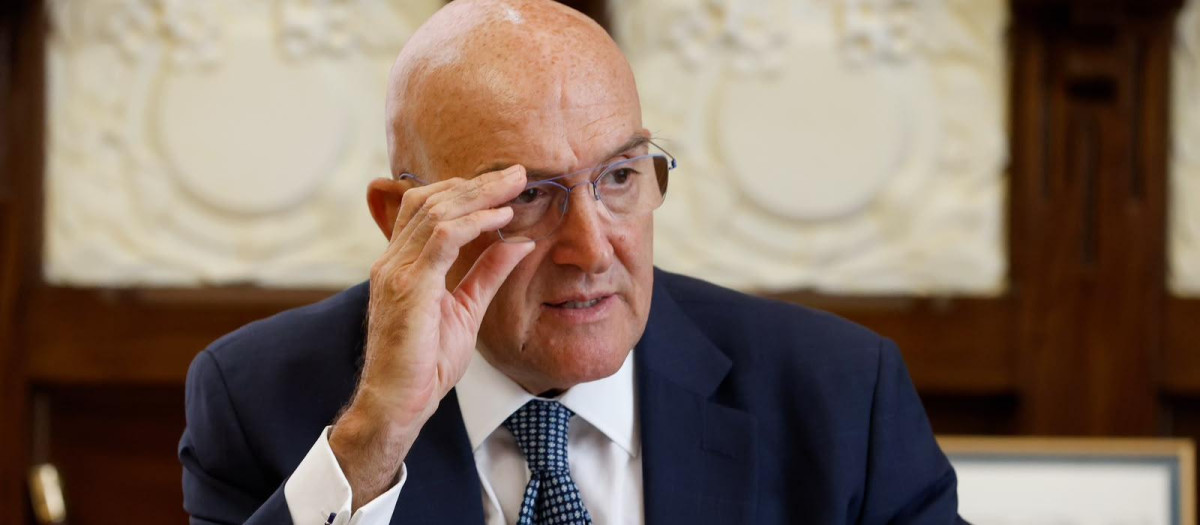 El alcalde de Valladolid, el 'popular' Jesús Julio Carnero