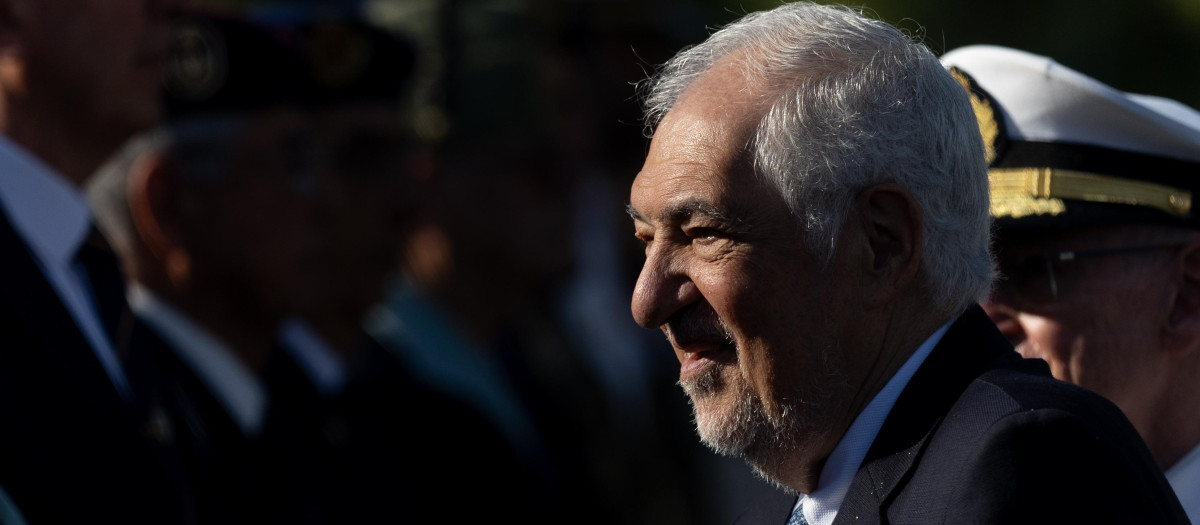 El presidente del Tribunal Constitucional, Cándido Conde-Pumpido Tourón, preside el acto de Izado Solemne de Bandera con motivo del XLVI aniversario de la constitución del Tribunal Constitucional, a 9 de julio de 2026, en Madrid (España). El izado solemne de la bandera de España se ha realizado con motivo de la celebración del 46 aniversario de la constitución y entrada en funcionamiento del Tribunal Constitucional, que tuvo lugar el 12 de julio de 1980.

Eduardo Parra / Europa Press
09/7/2026