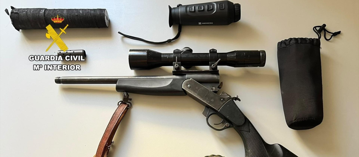 La Guardia Civil investiga a tres personas por presunta caza furtiva en la comarca de Molina de Aragón

REMITIDA / HANDOUT por GUARDIA CIVIL
Fotografía remitida a medios de comunicación exclusivamente para ilustrar la noticia a la que hace referencia la imagen, y citando la procedencia de la imagen en la firma
01/10/2026