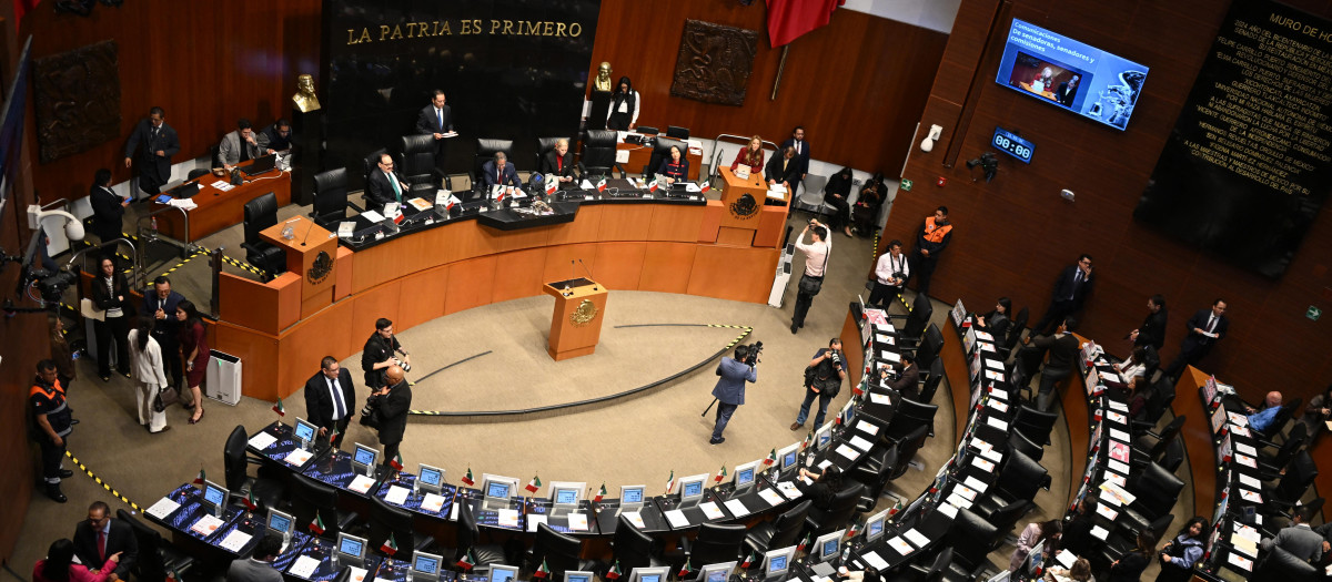 Panorámica del plenario del Senado de México