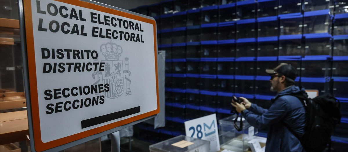 Imagen de archivo de un colegio electoral en la Comunidad Valenciana