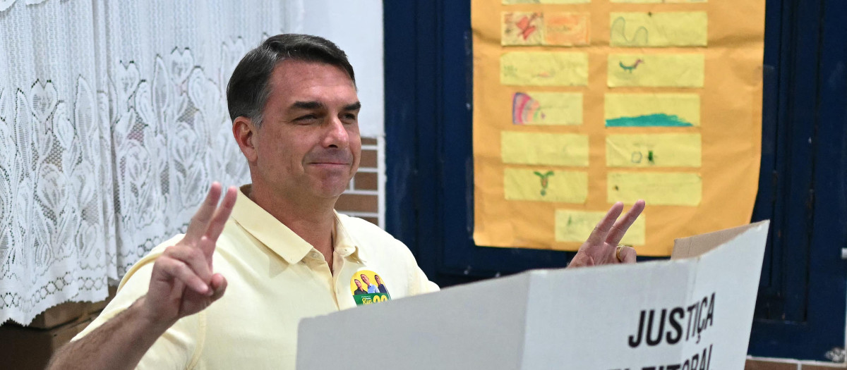 Flavio Bolsonaro, líder del Partido Liberal de Brasil