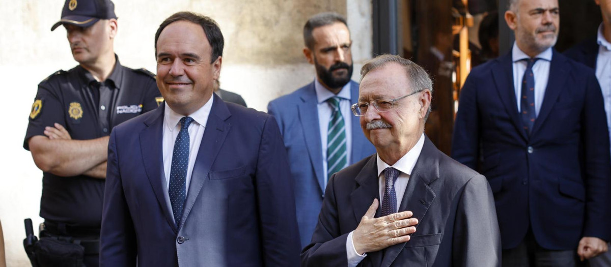 El presidente de Ceuta, Juan Jesús Vivas, tras la reunión con el presidente de la Generalitat, Juanfran Pérez Llorca