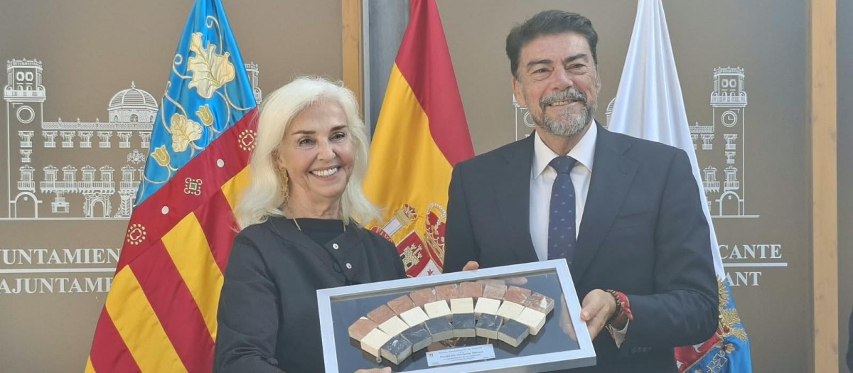 Imagen de Hortensia Herrero y Luis Barcala tomada este lunes en Alicante
