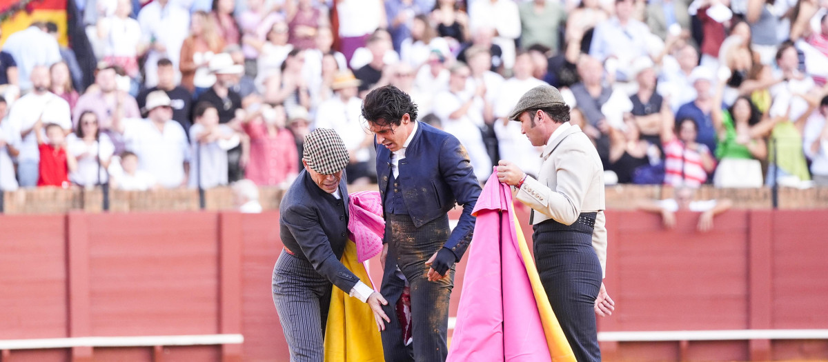 El torero Alejandro Talavante tras la cornada sufrida el domingo