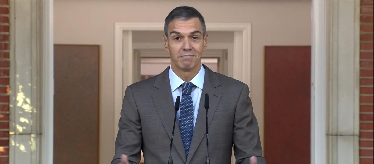 El presidente del Gobierno, Pedro Sánchez, durante una declaración institucional