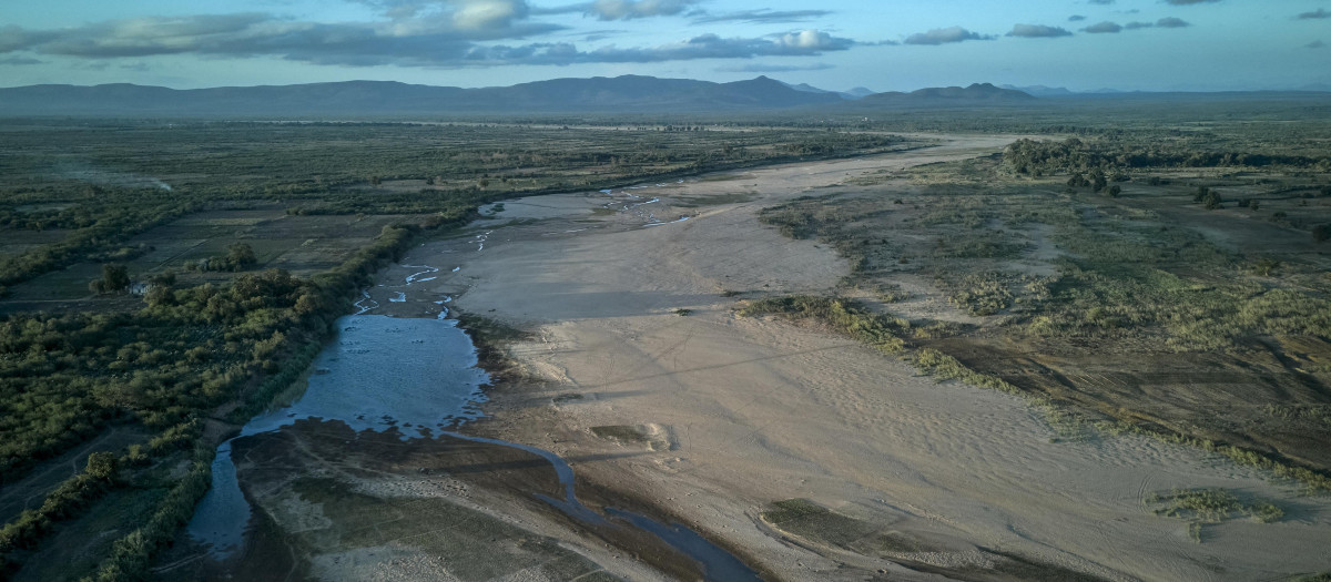 Vista general del lecho del río Mandrare, en la región de Anosy, en Madagascar