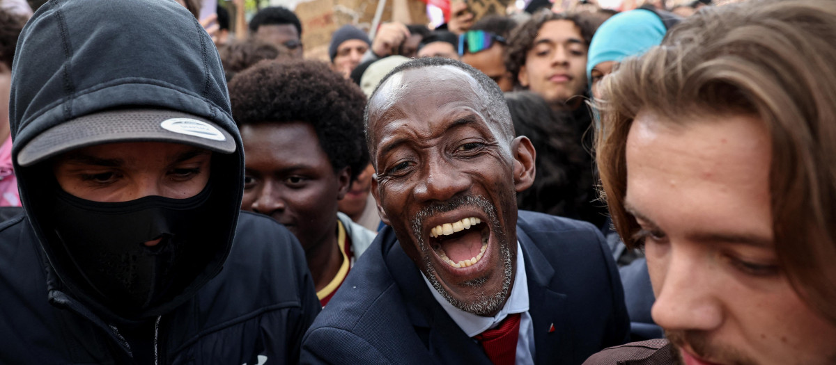 Bally Bagayoko, alcalde de Saint-Denis por el partido La Francia Insumisa
