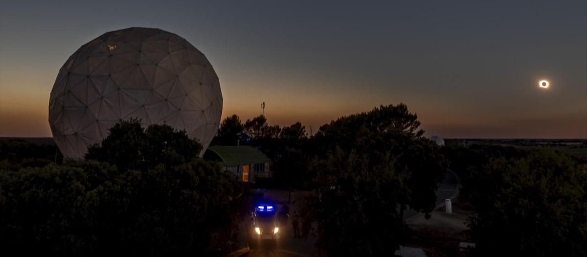 Imagen de archivo de la vista del eclipse total de Sol, en el Observatorio de Yebes