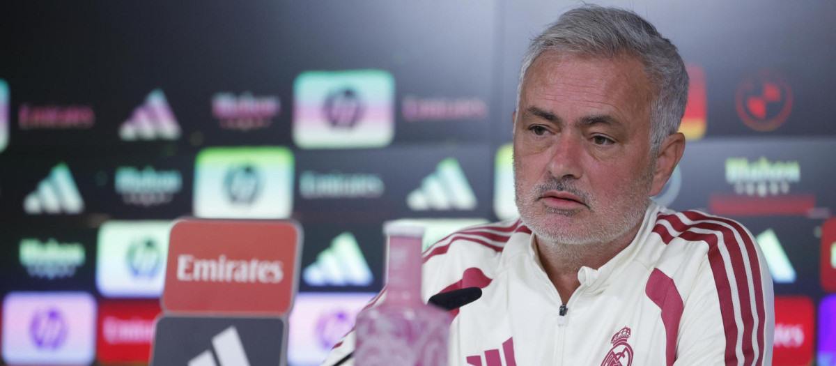 José Mourinho defendió públicamente a Mbappé en rueda de prensa
