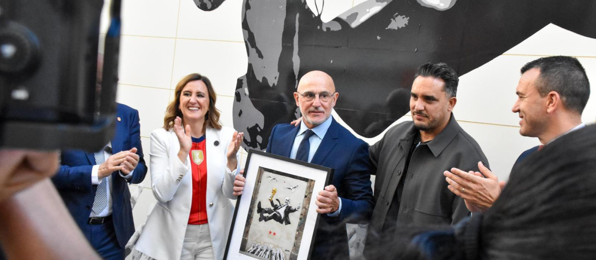 Imagen de la visita de Luis de la Fuente en Valencia