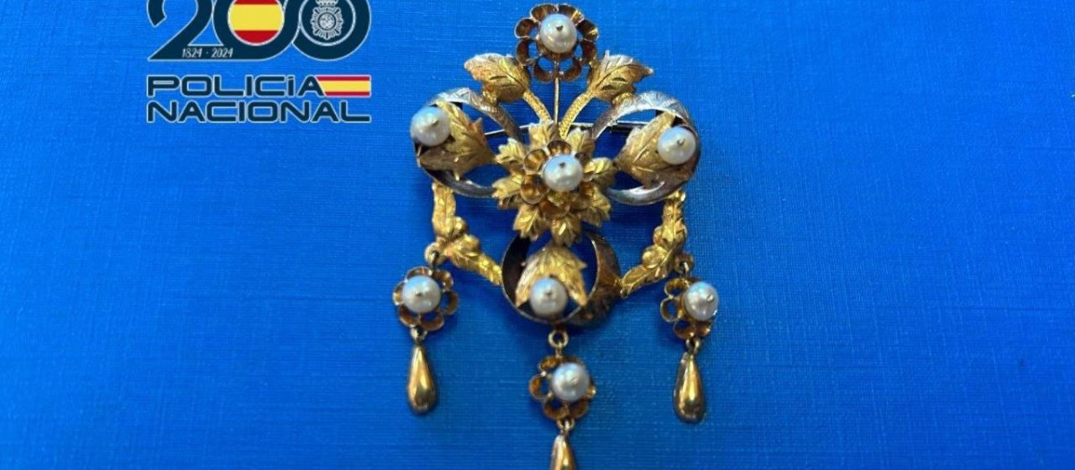 Broche recuperado de la Virgen de la Encarnación