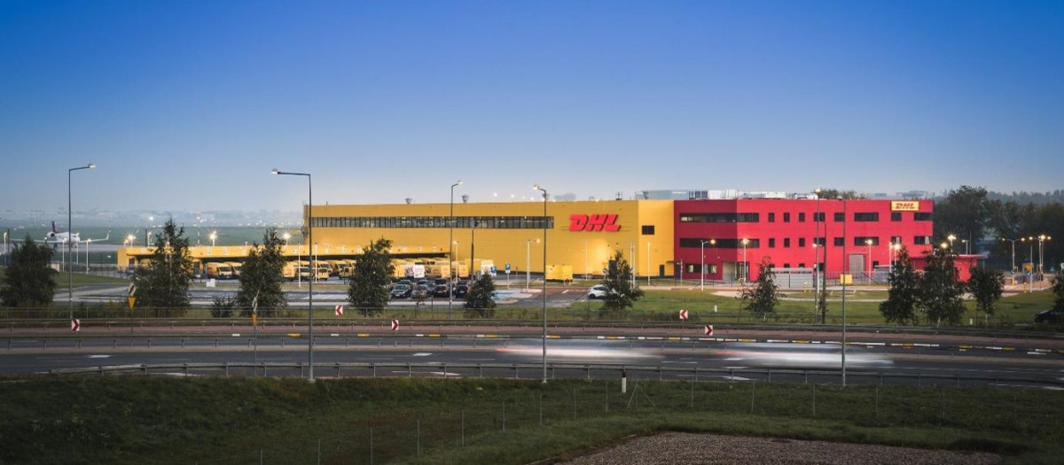 Centro de DHL Express en Polonia.