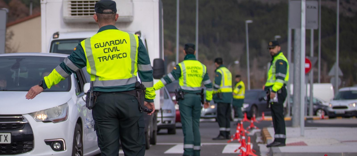 Los agentes de Tráfico temen por el fin de la especialidad