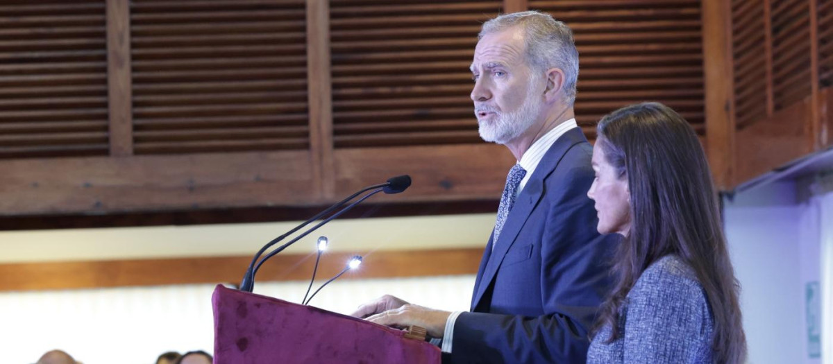 Los Reyes, en la recepción a los distintos sectores de la sociedad ceutí