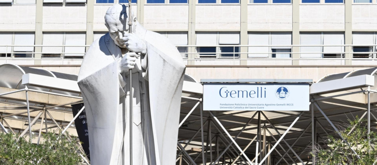 Hospital Gemelli donde operaron al Papa León XIV