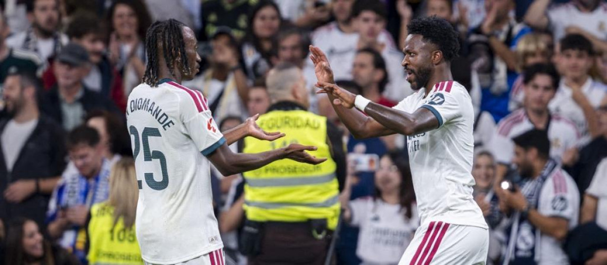 Diomande y Vinicius Jr., en el Real Madrid - Villarreal del pasado sábado