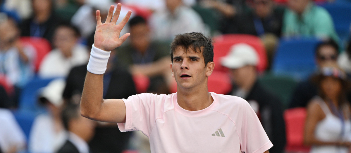 Rafael Jódar celebra la clasificación para cuartos de final del Masters de Shanghái