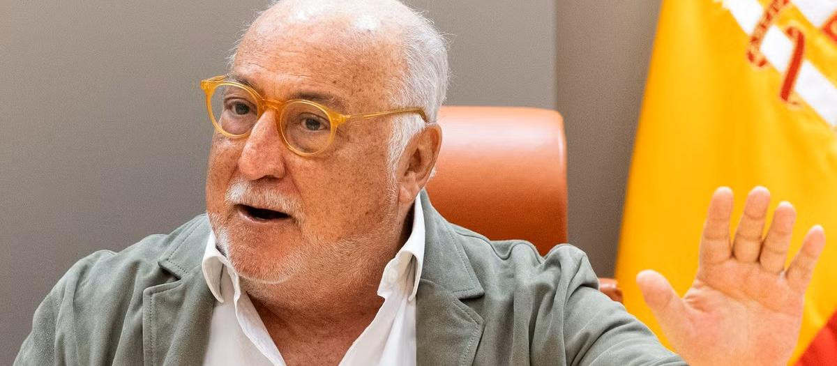 Pere Navarro vuelve a referirse a los peajes