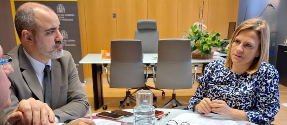Imagen de archivo de la delegada del Gobierno de la Comunidad Valenciana, Pilar Bernabé, junto al subdelegado, José Rodríguez Jurado