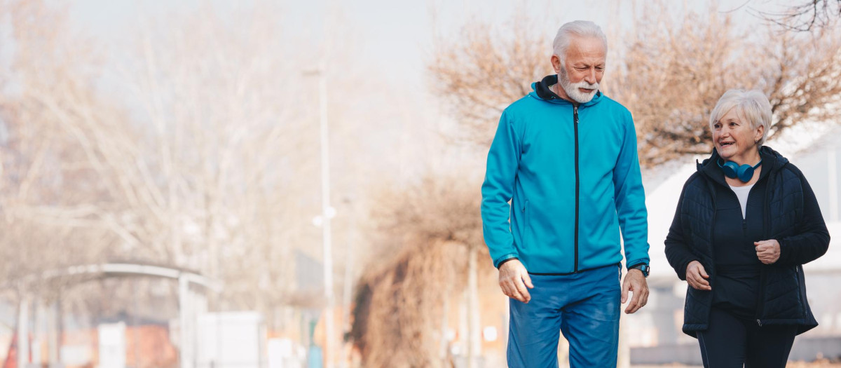 Caminar a partir de los 60: por qué la autonomía importa más que la velocidad