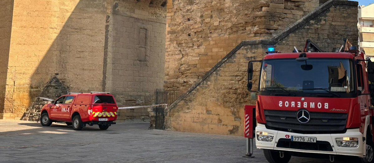 Los bomberos en la Torre Malmuerta
