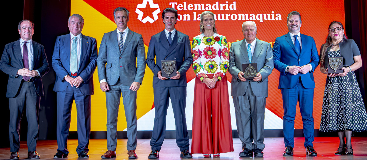 La Infanta Elena presidió la entrega de los XXIV Premios Taurinos de Telemadrid
