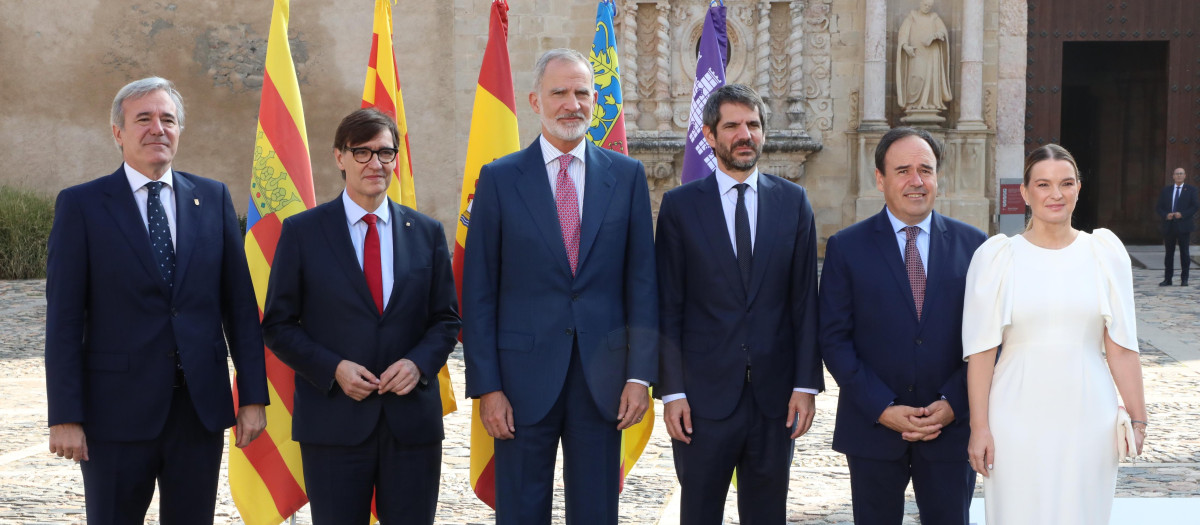 El presidente de la Generalitat Valenciana junto a Su Majestad El Rey