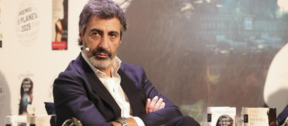 Juan del Val durante la presentación del Premio Planeta 2025