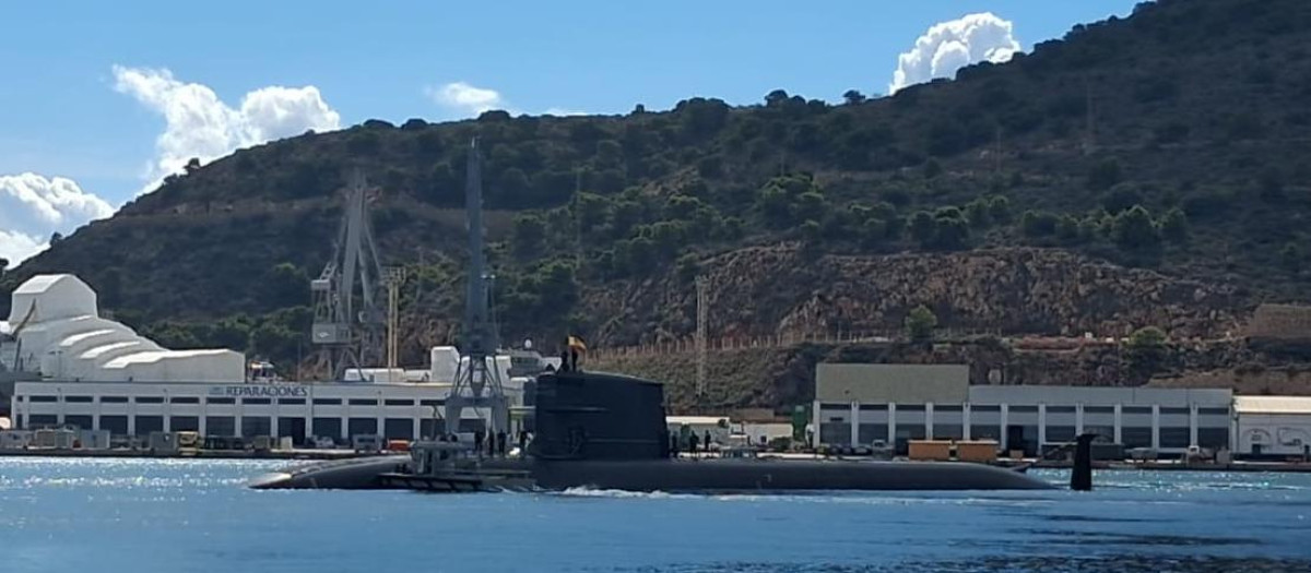 El submarino S-81 sale del Arsenal de Cartagena para incorporarse al Grupo Dédalo