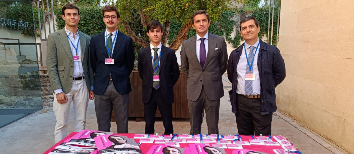 Algunos de los organizadores de las jornadas taurinas