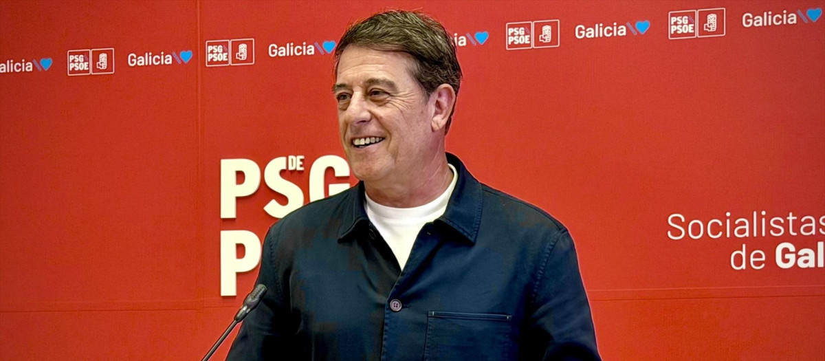 (Foto de ARCHIVO)
El secretario xeral del PSdeG, José Ramón Gomez Besteiro, en rueda de prensa

REMITIDA / HANDOUT por PSDEG
Fotografía remitida a medios de comunicación exclusivamente para ilustrar la noticia a la que hace referencia la imagen, y citando la procedencia de la imagen en la firma
07/9/2026