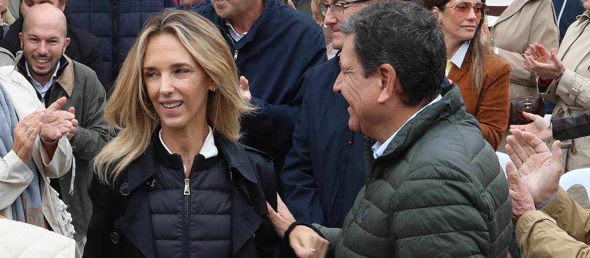 Acto  de precampaña  del PP de Palencia con la presencia de Cayetana Álvarez de Toledo que ha estado acompañada por la presidenta del partido en Palencia, Ángeles Armisén, entre otros miembros del PP palentino