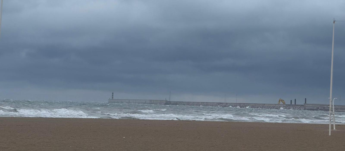 Imagen tomada este domingo en la playa del Cabanyal de Valencia